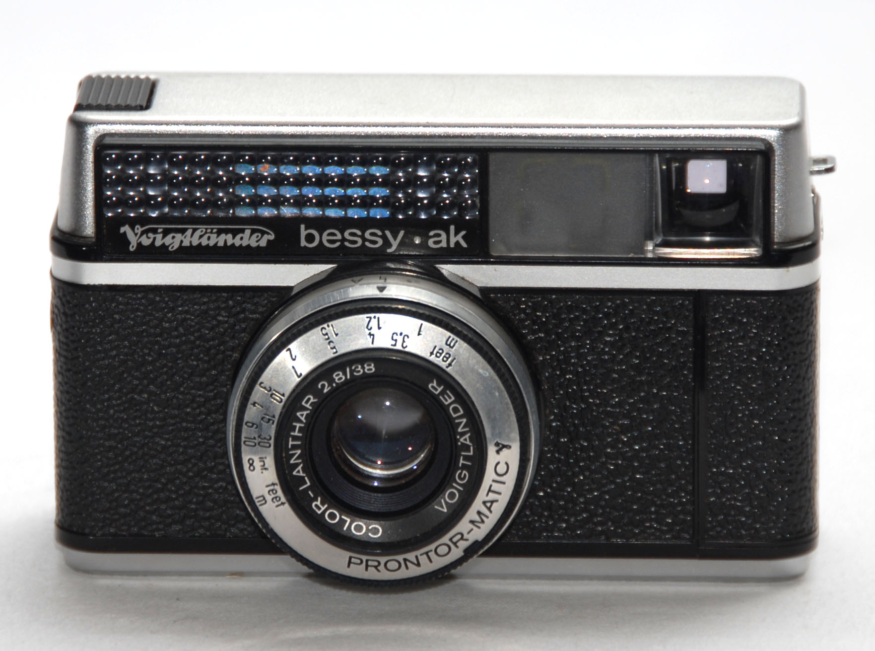 VOIGTLANDER BESSY AK